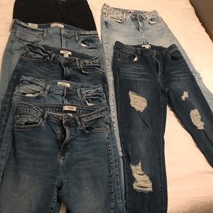 SOLD.   7pcs jeans, all for $20.